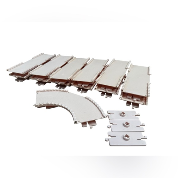 Vintage Fisher Price Precious Places Toy Lot: Houses, Figures, Accessories - Picture 11 of 15